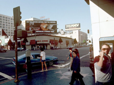 Hollywood retro-street